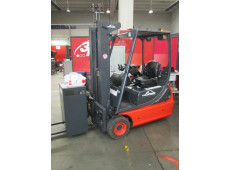 Carrello Elevatore E16 C Serie 335